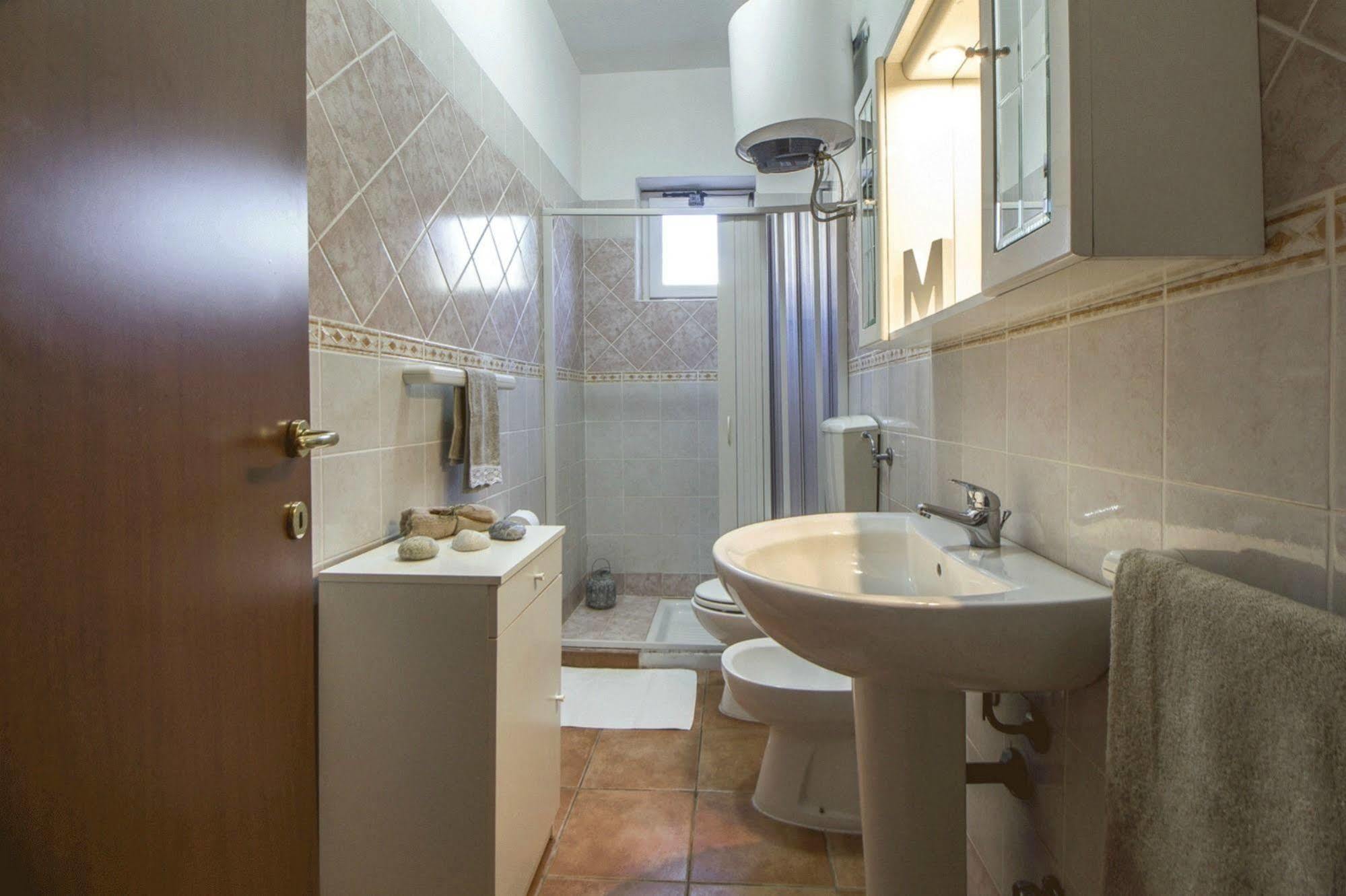 Casa Vacanze Cau - Viale Europa Alghero Exterior foto