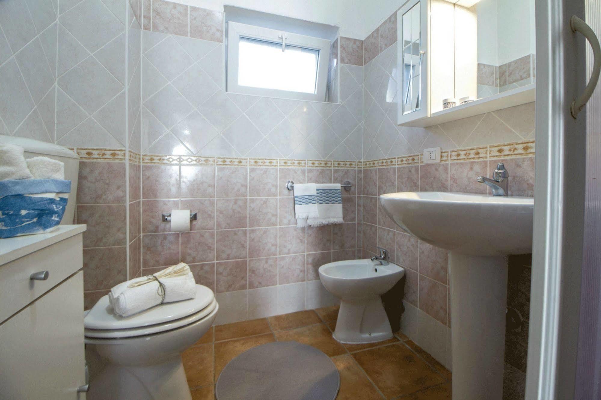 Casa Vacanze Cau - Viale Europa Alghero Exterior foto